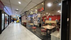 Lucky Plaza (D9), Retail #532532221